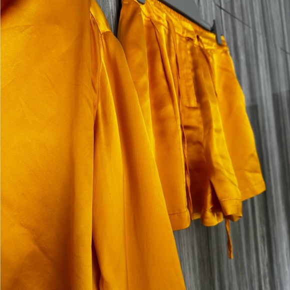 Vibrant Orange Satin Shirt and Pants Set - Picture 4 of 4